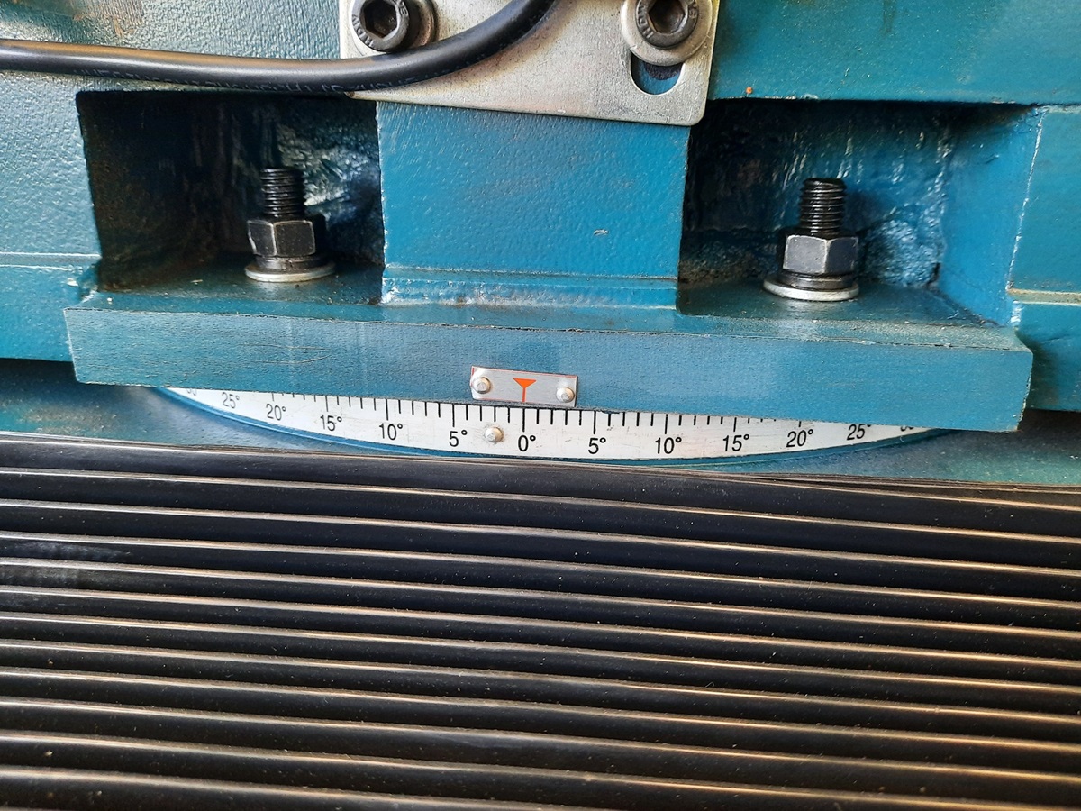 Fresadora Combinada